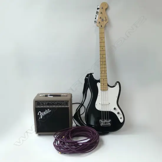 FENDER 'SQUIRE' BRONCO BASS GUITAR L.1100mm + AMP & CORD