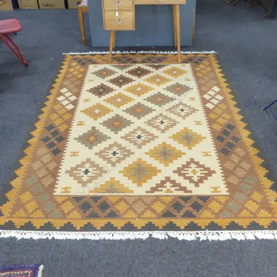 LG KELIM 2300x1800mm