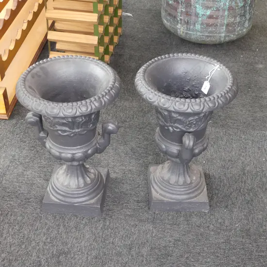 PR CLASSICAL CAST IRON PLANTERS painted black w handles. H.440mm