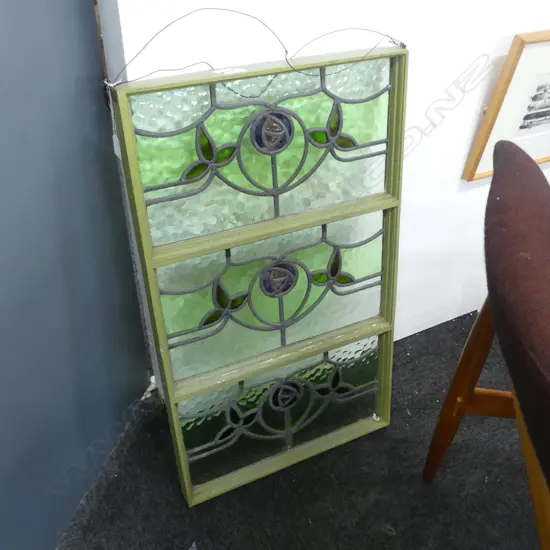 LEAD LIGHT 3 PANEL WINDOW 805x475mm