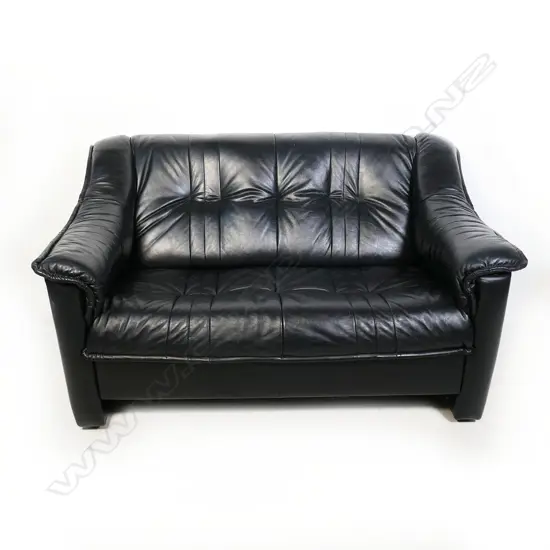 DESIGNER BLACK LEATHER SOFA 1350x850x800mm
