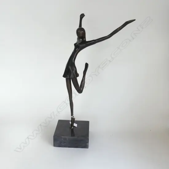 BRONZE ABSTRACT FEMALE FIGURE H.550mm