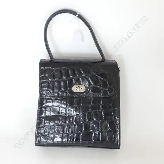 VINTAGE LEATHER HANDBAG