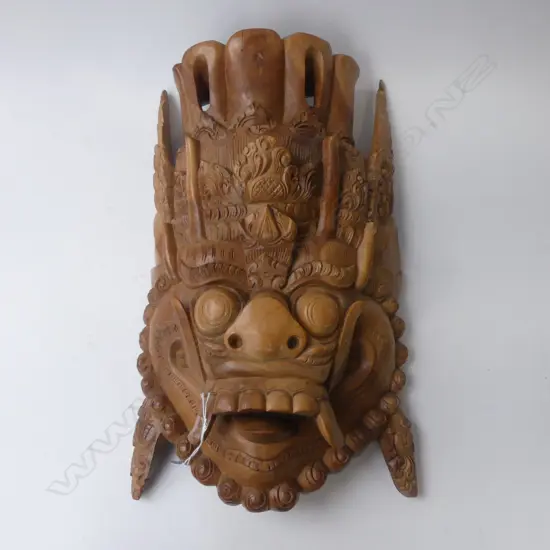LG CARVED WOODEN INDONESIAN MASK H.470mm