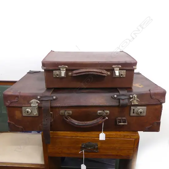 2 VINTAGE LEATHER SUITCASES W.660mm