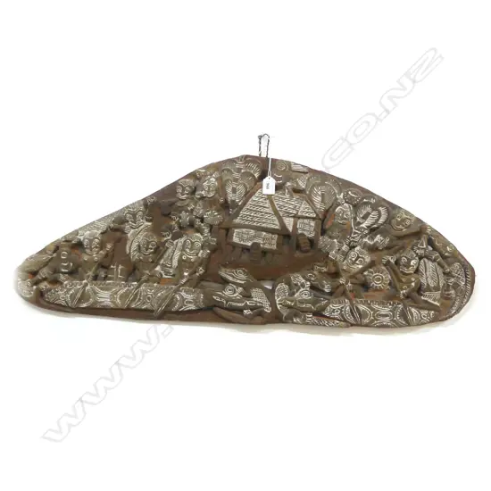 PNG CARVED WOODEN STORY BOARD 360x960mm