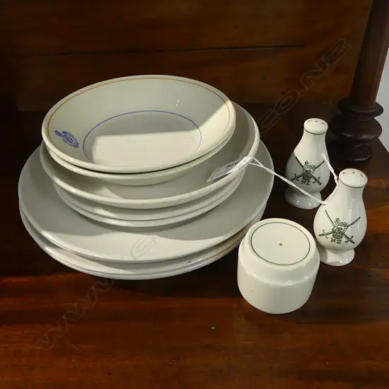CROWN LYNN CRESTED HOTEL CHINA, NZ ARMY CONDIMENTS (PR+1)