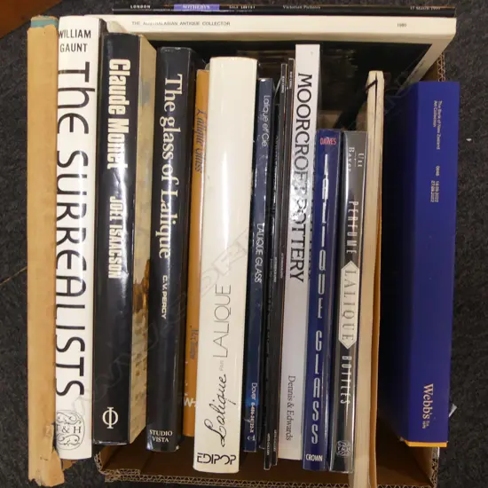 BOX LOT REF BOOKS 6 ON LALIQUE GLASS 1 MOORECROFT  EUROPEAN ART ETC