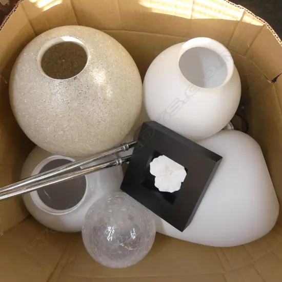 ASST. GLOBE LIGHT FITTINGS ETC