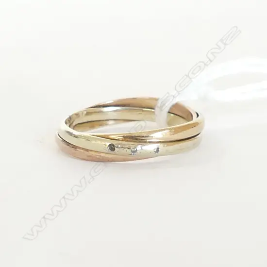 9ct TWO TONE GOLD BAND SIZE L 2.5gms