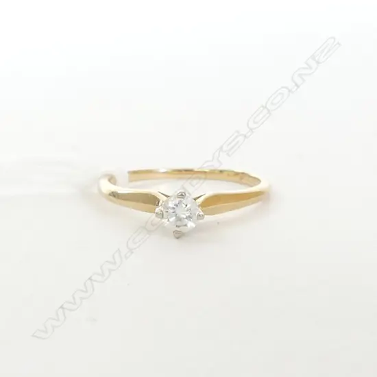 14CT DIAMOND SOLITAIRE RING 1.6gms