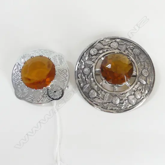 2 LG SCOTTISH THISTLE BROOCHES 85, 60mm dia
