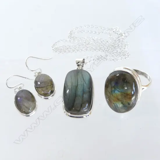 STG & LABRADORITE SUITE: RING, PENDANT, PR EARRINGS