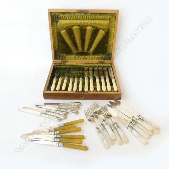 ASST. ANTIQUE CUTLERY; 12 PCE FRUIT SET, 12 PCE FISH SET + 2x 6 KNIVES 