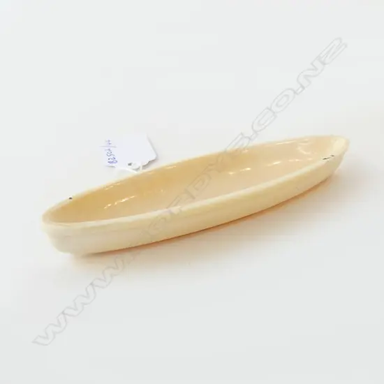 QUALITY CARVED OLD IVORY CANOE (TRINKET DISH ) L.130MM