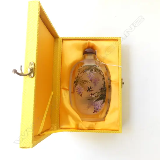 CHINESE REVERSE PAINTED PERFUME BOTTLE H.190mm, CASED