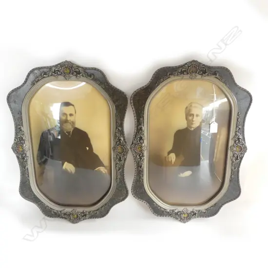 2 ANTIQUE PHOTO PORTRAITS IN CONVEX GLASS FRAMES 440x260mm