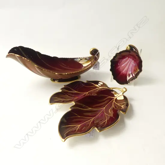 3 ROUGE ROYAL CARLTON WARE LEAF DISHES  L280 LARGEST