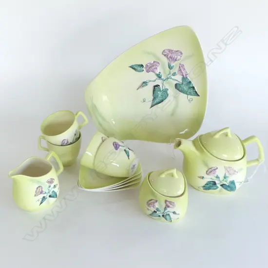 CARLTONWARE  CONVOLVULUS PAT TEASET 4C/SS TEAPOT H120MM CREAM SUGAR & SANDWICH PLATE