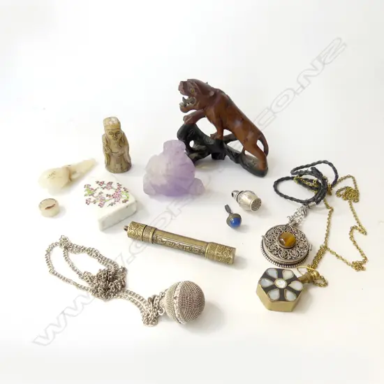 ASST. ORIENTAL PCES; SNUFF BOTTLES, CARVED WOODEN TIGER ETC