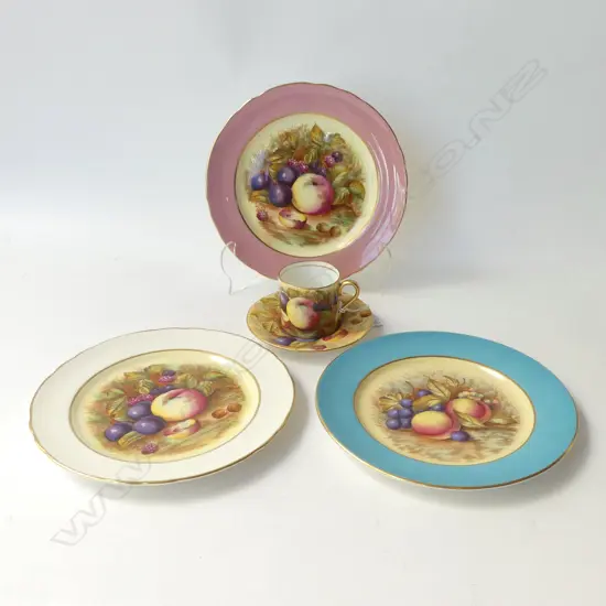 3 AYNSLEY ORCHARD GOLD SIDE PLATES 210mm dia + C/S