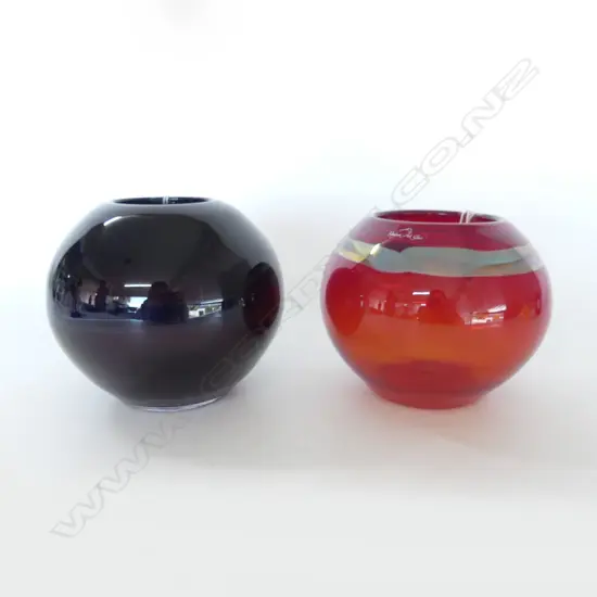 2 HOGLUND SPHERE VASES, RED & DEEP PURPLE. NZ ART GLASS, SIGNED to BASE, H.120mm &110MM