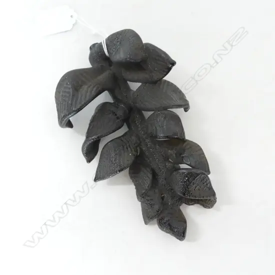 PAUL O'HALLORAN (1965-2011) STEM w DETAILED LEAVES, MATTE CAST GLASS, L.200 x 100mm