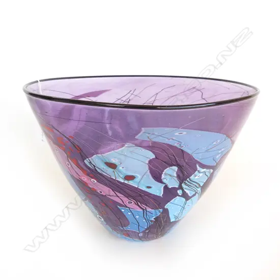 KEITH MAHY PURPLE SHARD BOWL, NZ ART GLASS, 2004, SIGNED ON BASE, 2004. H.200 x DIA. 270mm