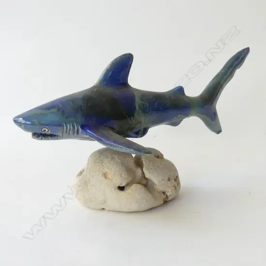BLUE SHARK SCULPTURE, CERAMIC MOUNTED ON VOLCANIC STONE BASE, HANDCRAFTED HAWAII. L.300mm H.160mm