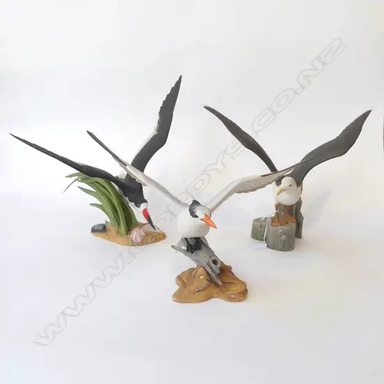 THREE PORCELAIN SEABIRDS [FRANKLIN MINT]