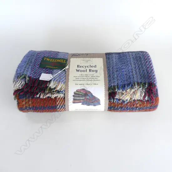 TWEEDMILL BRITISH MADE RECYCLED WOOL RUG – AS NEW 150CM X 120CM