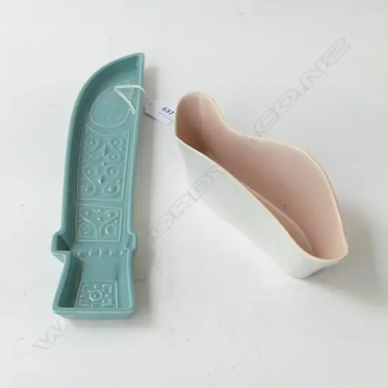 2 PCES POOLE; C97 VASE W.230mm, KNIFE SHAPED DISH L.335mm