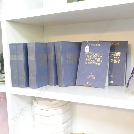 E BENEZIT 10 VOLUME ARTISTS REFERENCE BOOK SET in French. Dictionary of artists Sculptors engravers etc