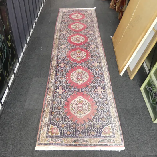 HAND KNOTTED WOOL PILE RUNNER 800x3100mm