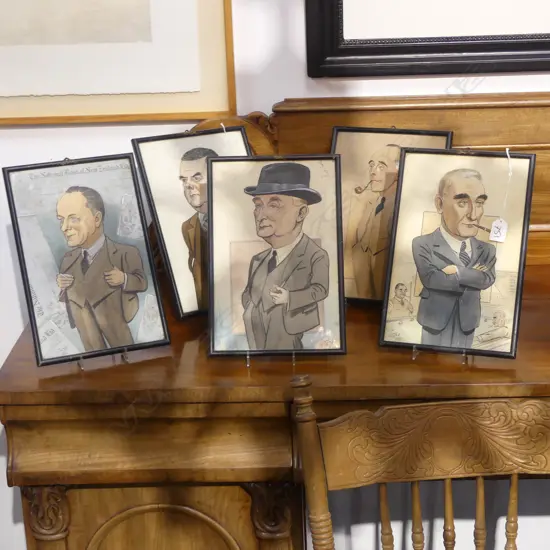 5 GENTS CARICATURES SIGNED J.C.H. 1942 310x200mm 