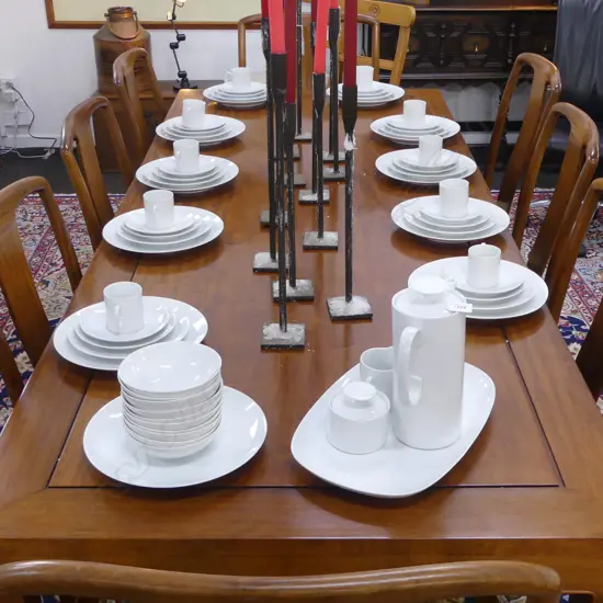 LG THOMAS GERMANY PART DINNER SERVICE INCL. 11 DINNER PLATES 265mm dia