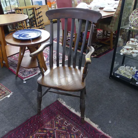 ANTIQUE WINDSOR ARMCHAIR