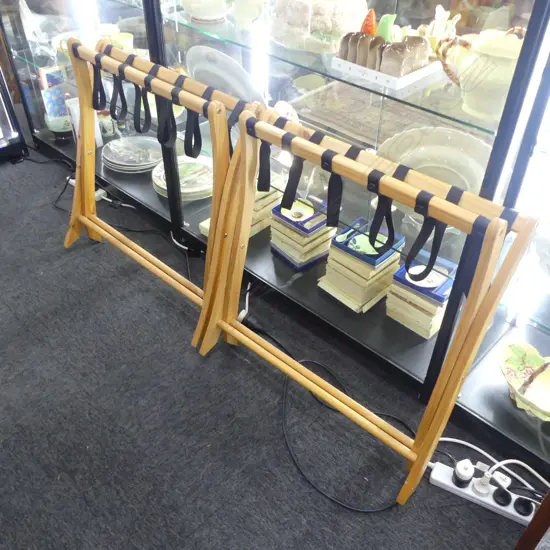 PR FOLDING WOODEN SUITCASE STANDS
