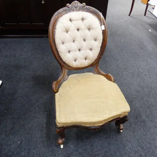 VICTORIAN GRANDMOTHER CHAIR