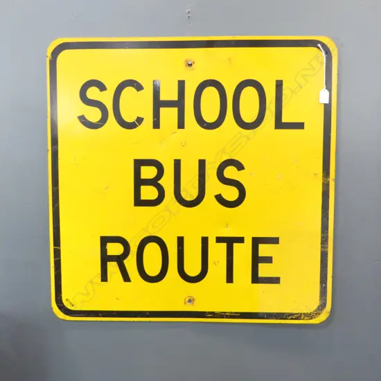 VINTAGE METAL SCHOOL BUS SIGN 740X740MM