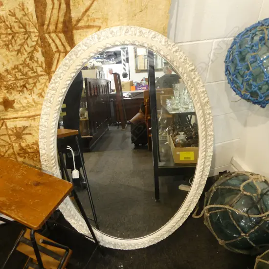 LG OVAL MIRROR, ORNATE WHITE FRAME 1020x720mm