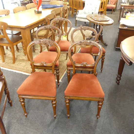 6 VICTORIAN BALLOON BACK CHAIRS (2 BROKEN)