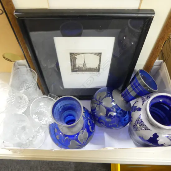 3 BLUE GLASS VASES H.155mm, 5 SHERRY, 3 ETCHINGS