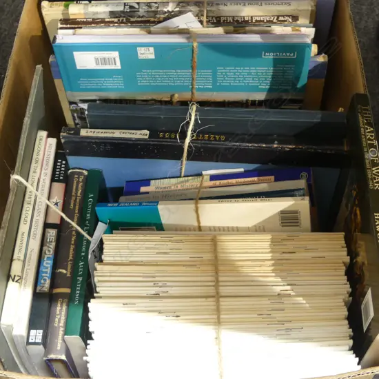 ASST. BOOKS; NZ HISTORY, AUCKLAND ETC