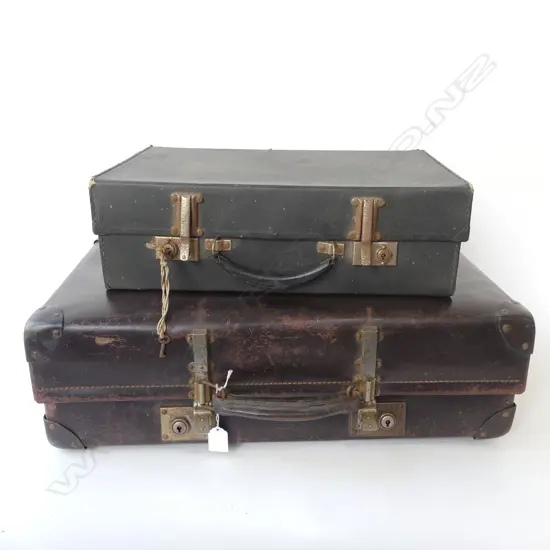 2 VINTAGE SUITCASES W.620mm