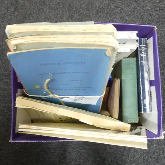 ASST NZ HISTORY BOOKS ETC