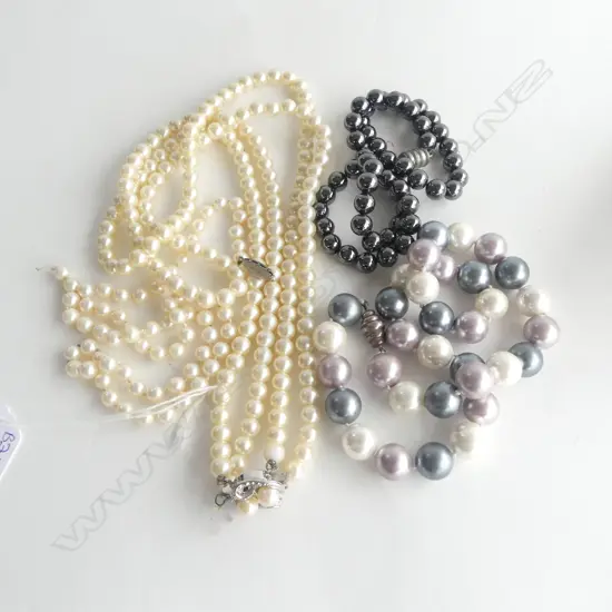 4 NECKLACES; 1 CULTURED PEARL, 2 SIMULATED, HEMATITE
