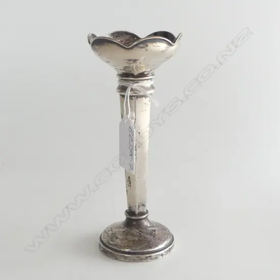 SILVER TRUMPET VASE. BIRMINGHAM 1922 H.148mm weighted base 137gms