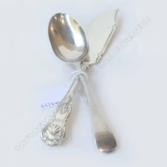 SILVER BUTTER KNIFE & SILVER DESSERT SPOON, 112gm
