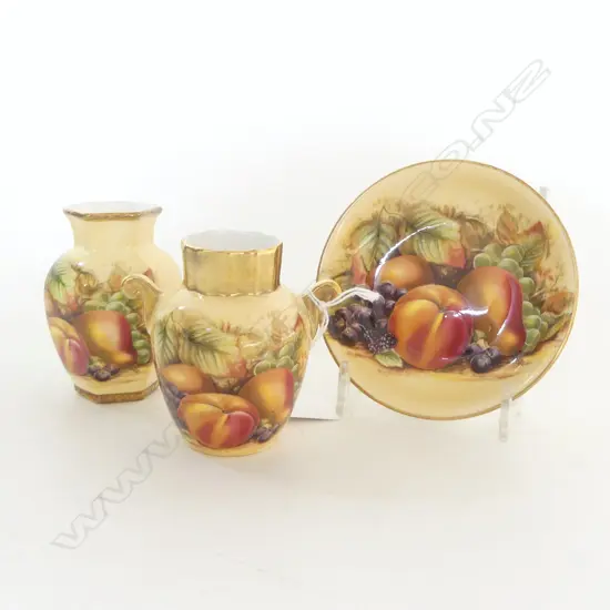 3 pces AYNSLEY 'Orchard Gold' PCES. 2 small vases H.80mm. + DISH Dia.113mm. 